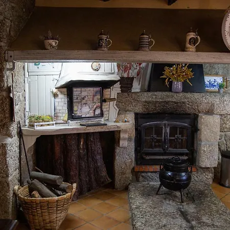 Casa Do Telhado Hotel *