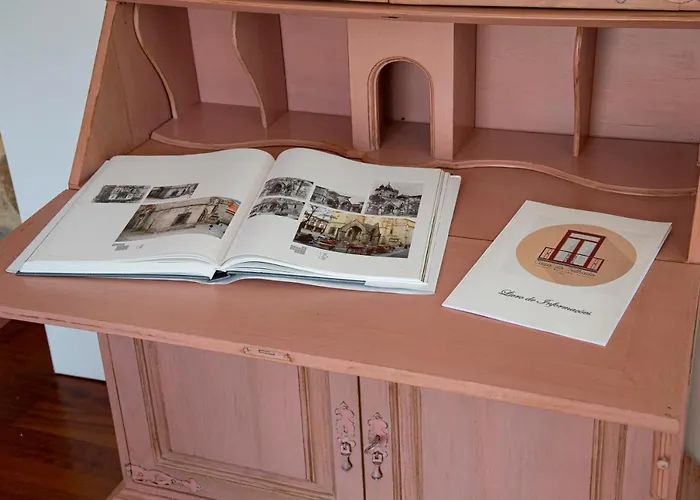 Casa Do Telhado Otel Guimarães